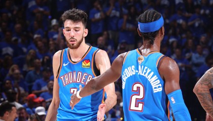 詹姆斯19名！美媒公开新赛季百大球星：勇士库里11名火箭杜兰特22